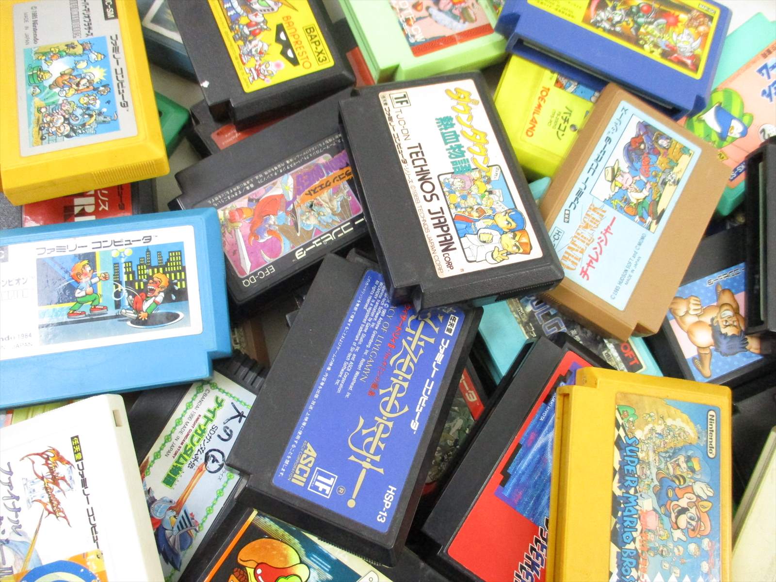 WHOLESALE FAMICOM Lot 100 Nintendo FC Japan Video Game Cartridge ...